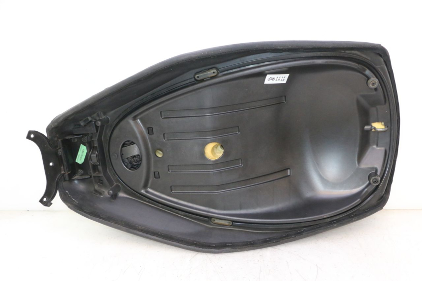 photo de SELLA PIAGGIO MP3 LT 300 (2010 - 2016) - Ispezione visiva dettagliata