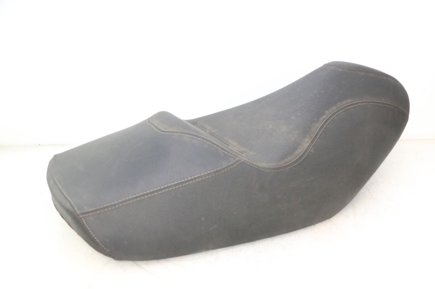 photo de SELLA PIAGGIO MP3 LT 300 (2010 - 2016) - Stato della superficie e materiale