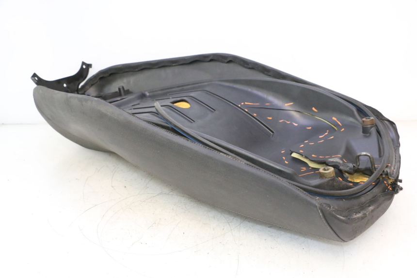 photo de SELLE PIAGGIO MP3 LT 400 (2007 - 2012) - Panoramica del profilo