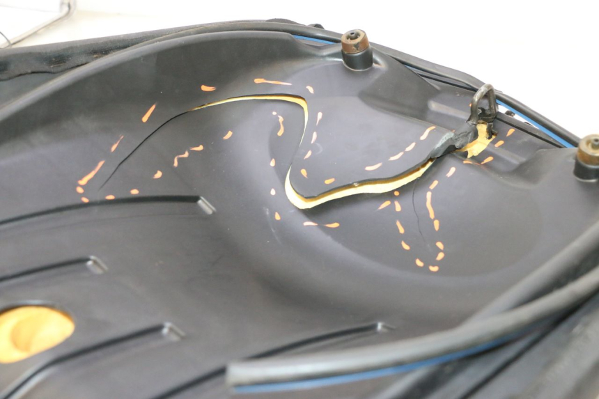 photo de SELLE PIAGGIO MP3 LT 400 (2007 - 2012) - Zoom sullo stato d'uso