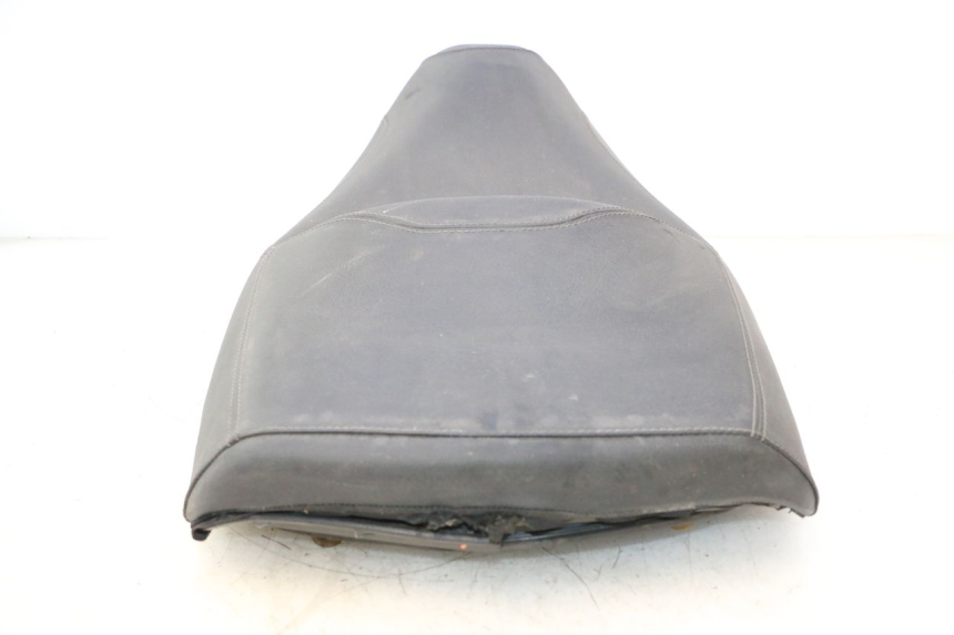 photo de SELLE PIAGGIO MP3 LT 400 (2007 - 2012) - Stato della superficie e materiale