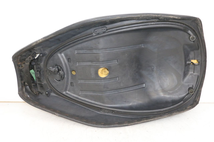 photo de SELLA PIAGGIO MP3 500 (2011 - 2015) - Marcature e riferimenti originali