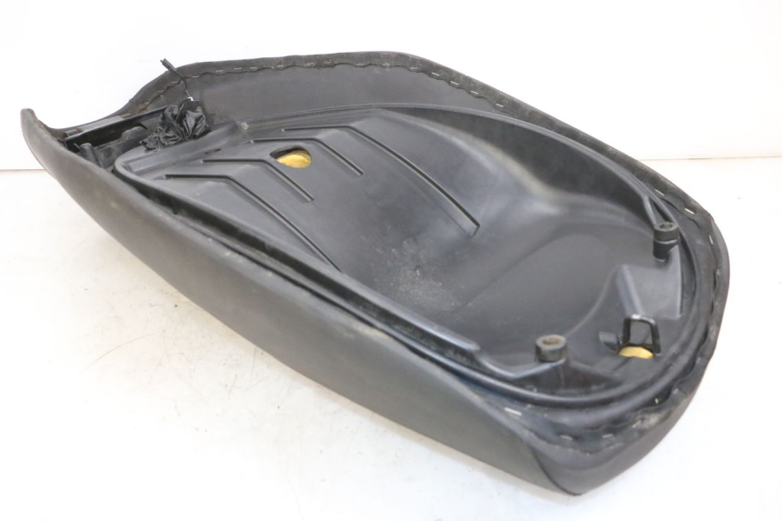 photo de SELLE PIAGGIO MP3 RL 250 (2006 - 2010) - Altra vista dell'articolo