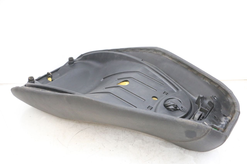 photo de SELLE PIAGGIO MP3 RL 250 (2006 - 2010) - Primo piano tecnico