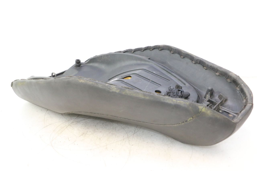 photo de SELLA PIAGGIO MP3 125 (2006 - 2014) - Altra vista dell'articolo