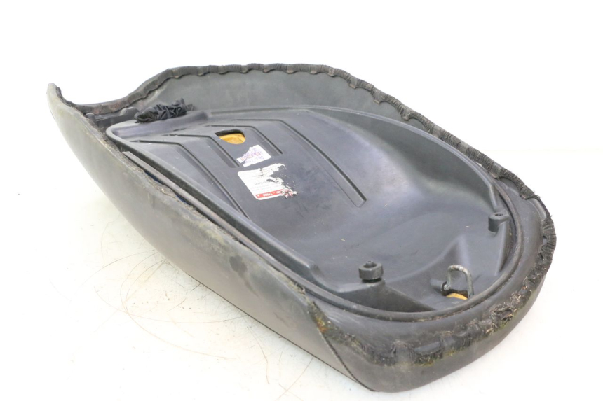 photo de SELLA PIAGGIO MP3 125 (2006 - 2014) - Primo piano ad alta risoluzione