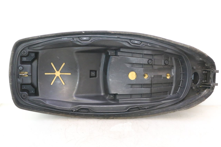 photo de SELLA PIAGGIO MP3 500 (2016 - 2018) - Caratteristiche distintive