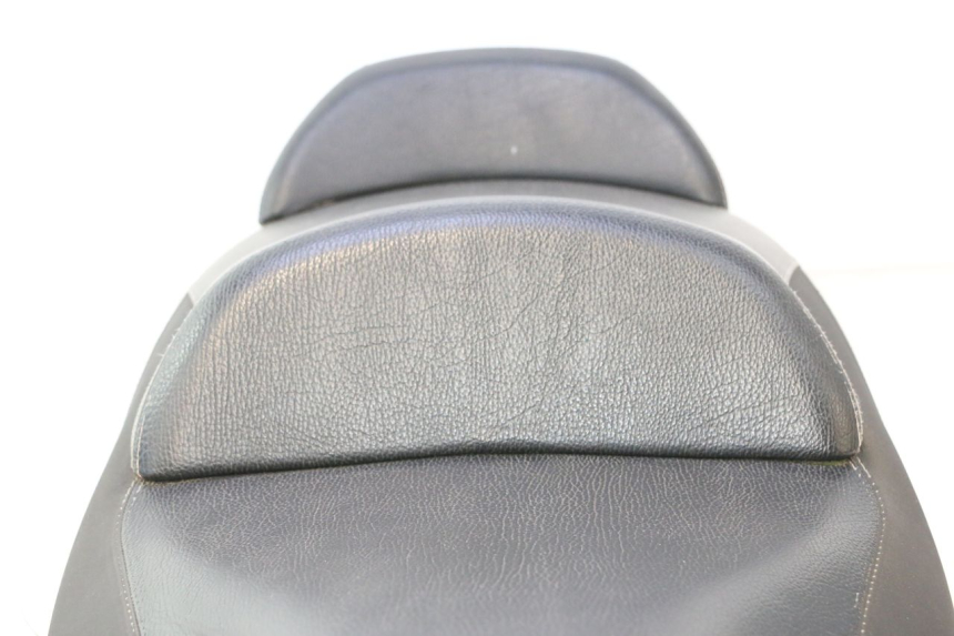 photo de SELLA PIAGGIO MP3 500 (2016 - 2018) - Dettaglio del componente