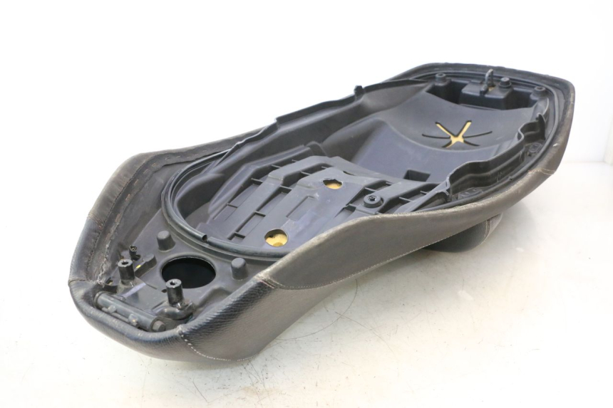 photo de SELLA PIAGGIO MP3 500 (2016 - 2018) - Primo piano tecnico