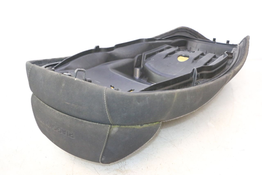 photo de SELLA PIAGGIO MP3 500 (2016 - 2018) - Dettagli dei punti di fissaggio