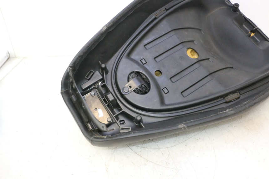 photo de SELLA PIAGGIO MP3 500 (2011 - 2015) - Zoom sullo stato d'uso