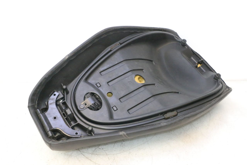 photo de SELLA PIAGGIO MP3 500 (2011 - 2015) - Altra angolazione