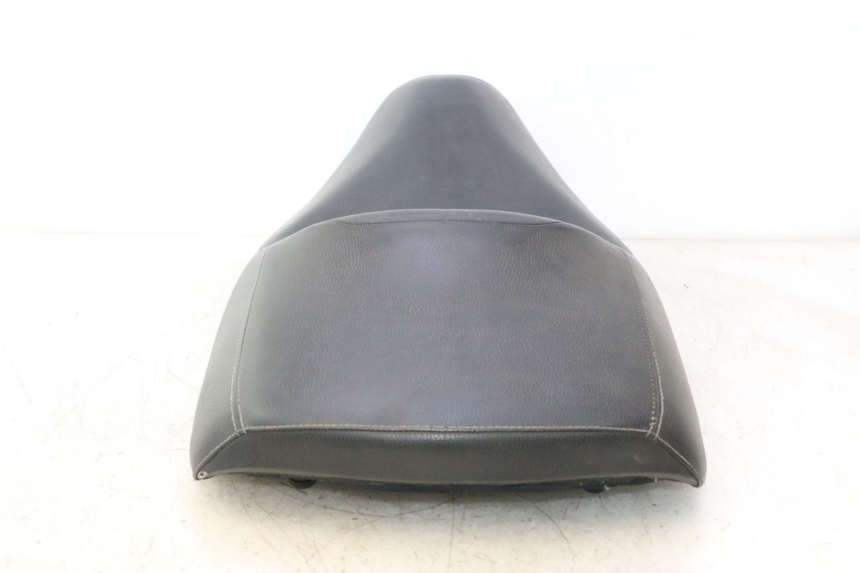 photo de SELLA PIAGGIO MP3 500 (2011 - 2015) - Stato della superficie e materiale