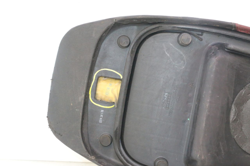 photo de SELLA KYMCO LIKE 4T 50 (2019 - 2025) - Zoom sullo stato d'uso
