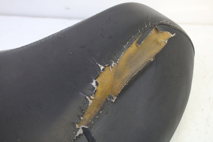 photo de SELLE PIAGGIO NEW TYPHOON 50 (2010 - 2017) - Primo piano ad alta risoluzione