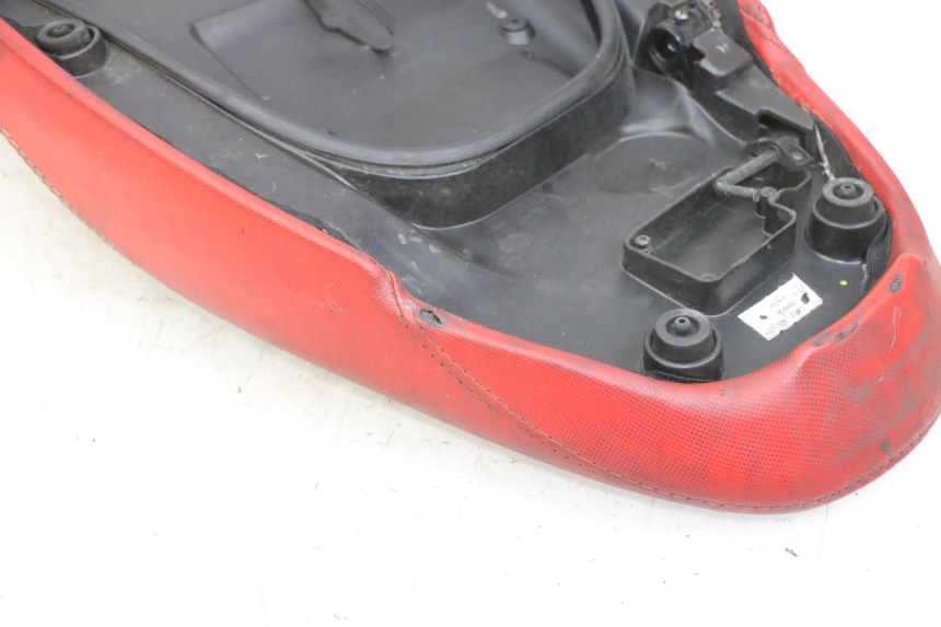 photo de SELLE PIAGGIO NEW TYPHOON 50 (2018 - 2021) - Focus sulla struttura