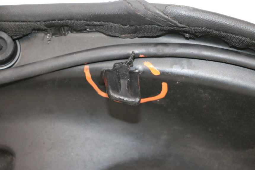 photo de SELLE PIAGGIO NEW TYPHOON 50 (2018 - 2021) - Vista principale