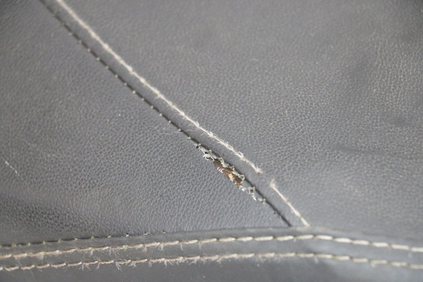 photo de SELLE PIAGGIO NEW TYPHOON 50 (2018 - 2021) - Marcature e riferimenti originali