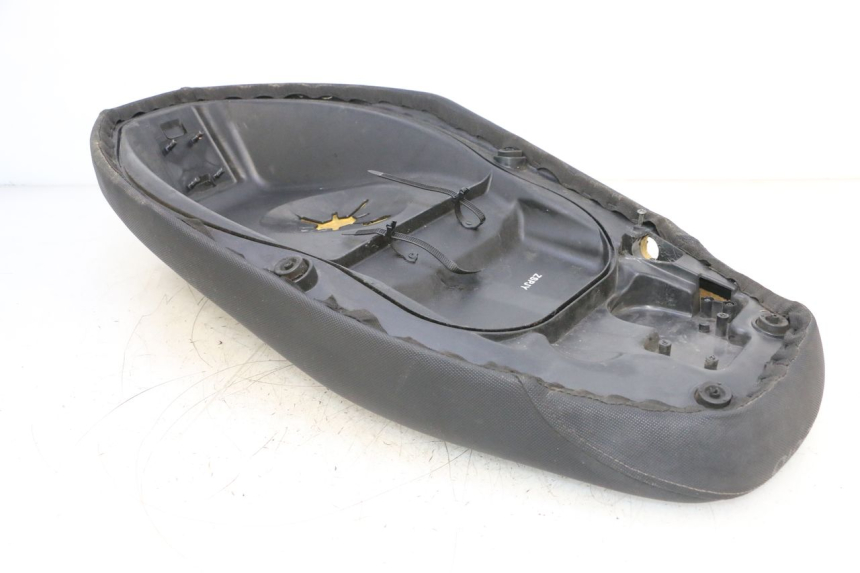 photo de SELLE PIAGGIO NEW TYPHOON 50 (2010 - 2017) - Altra angolazione