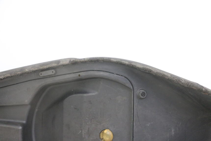 photo de SELLA GILERA NEXUS 125 (2009 - 2013) - Marcature e riferimenti originali