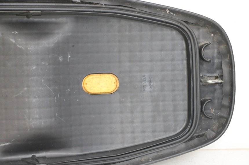 photo de SELLA HONDA NHX LEAD 110 (2008 - 2010) - Altra vista dell'articolo