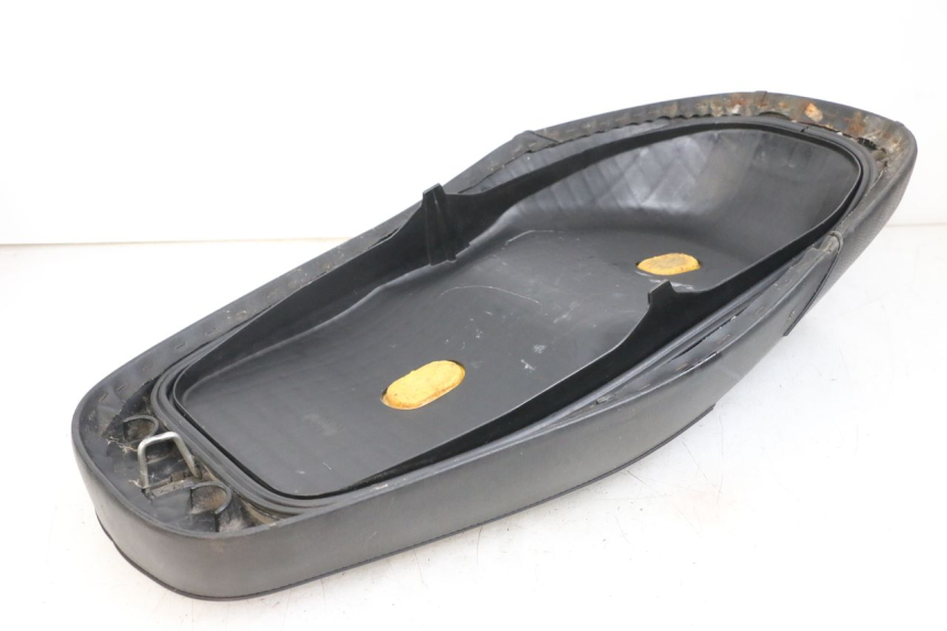 photo de SELLA HONDA NHX LEAD 110 (2008 - 2010) - Dettagli dei punti di fissaggio