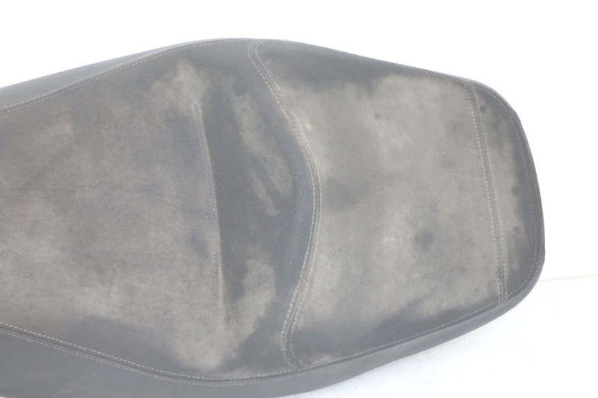 photo de SELLA MOTO GUZZI NORGE 8V GT 1200 (2011 - 2016) - Caratteristiche distintive