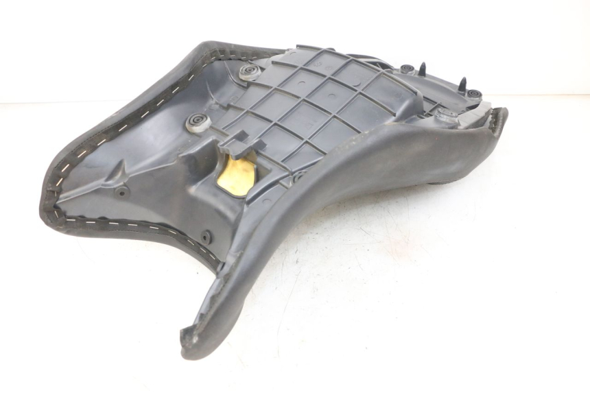 photo de SELLA MOTO GUZZI NORGE 8V GT 1200 (2011 - 2016) - Zoom sullo stato d'uso