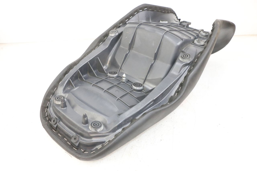 photo de SELLA MOTO GUZZI NORGE 8V GT 1200 (2011 - 2016) - Primo piano tecnico