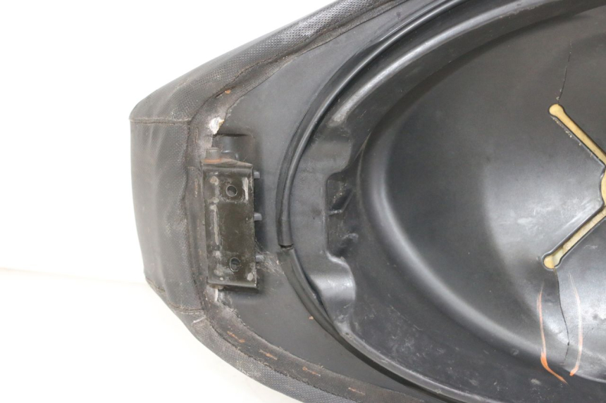 photo de SELLA PIAGGIO NRG POWER PUREJET 50 (2018 - 2021) - Altra vista dell'articolo