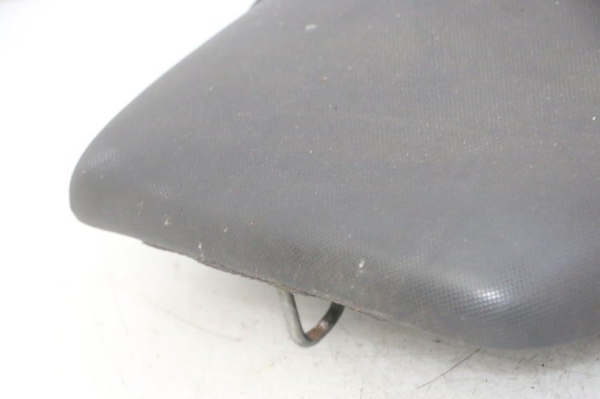 photo de SELLA PIAGGIO NRG POWER PUREJET 50 (2018 - 2021) - Ispezione visiva dettagliata