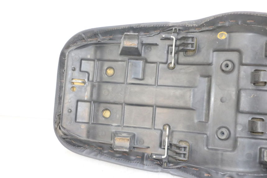 photo de SELLE HONDA NTV DEAUVILLE 650 (1998 - 2001) - Zoom sui componenti