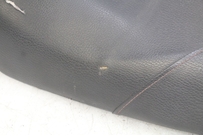 photo de SELLE SYM ORBIT 2 4T 50 (2018 - 2022) - Primo piano tecnico