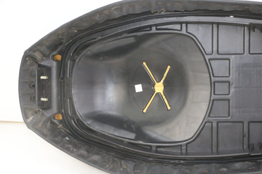 photo de SELLE SYM ORBIT 2 4T 50 (2008 - 2017) - Primo piano ad alta risoluzione