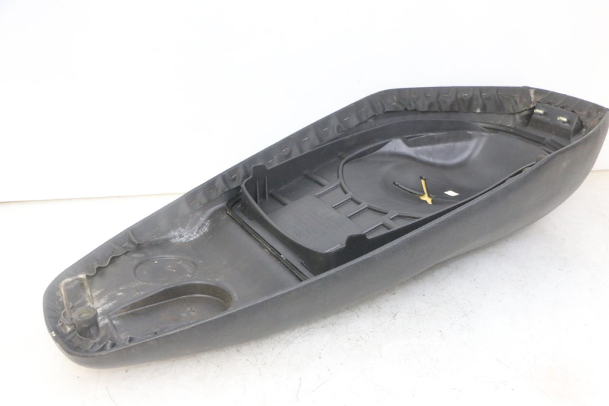 photo de SELLE SYM ORBIT 2 4T 50 (2008 - 2017) - Marcature e riferimenti originali