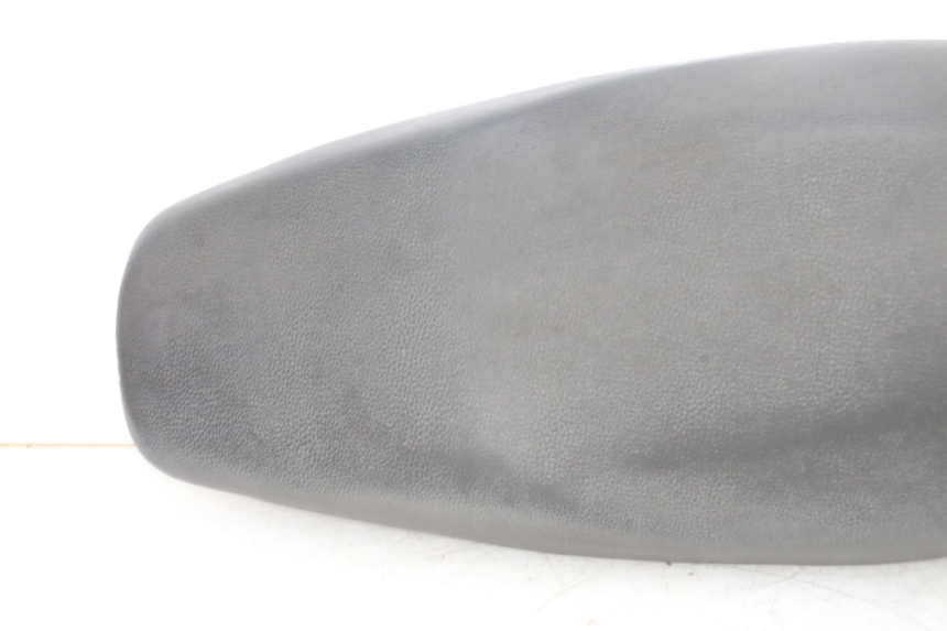 photo de SELLE SYM ORBIT 2 4T 50 (2008 - 2017) - Primo piano ad alta risoluzione