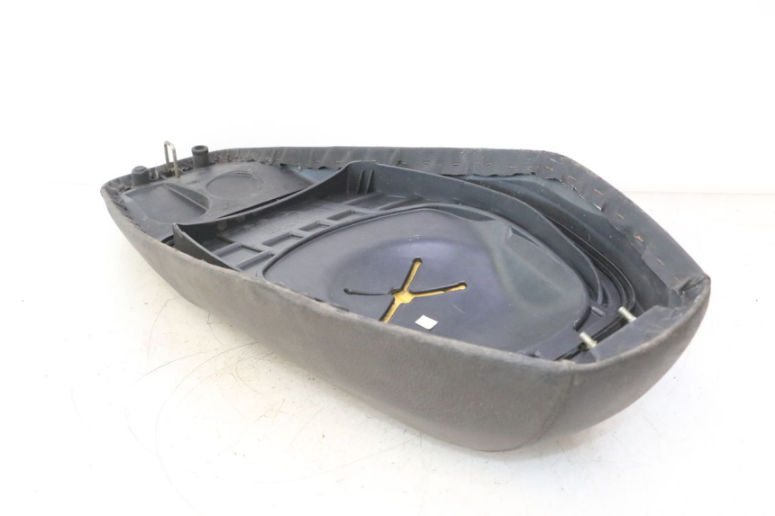 photo de SELLE SYM ORBIT 2 4T 50 (2008 - 2017) - Marcature e riferimenti originali
