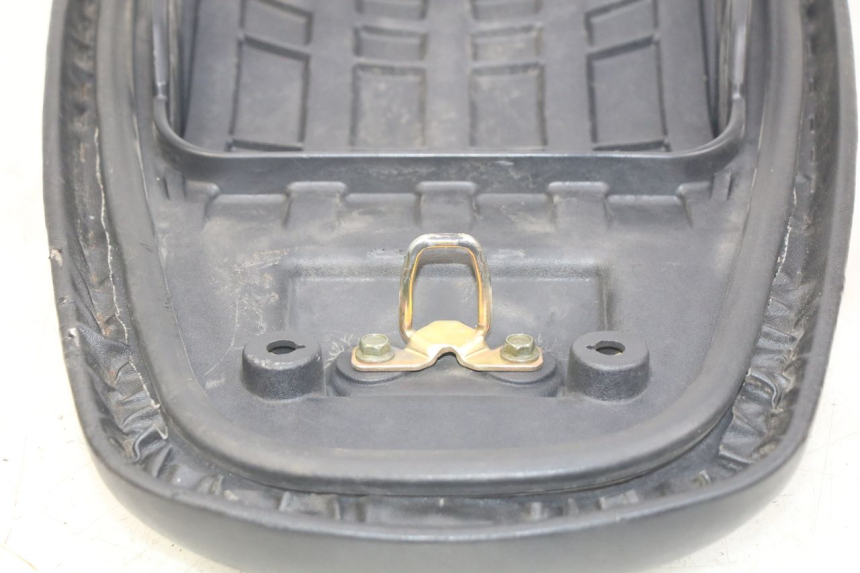 photo de SELLA SYM ORBIT III 3 4T 50 (2021 - 2025) - Stato della superficie e materiale