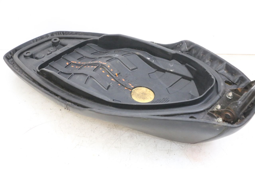 photo de SELLE SYM ORBIT III 3 4T 50 (2018 - 2021) - Primo piano tecnico