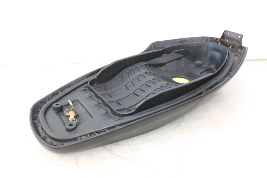 photo de SELLA SYM ORBIT III 3 4T 50 (2021 - 2025) - Altra vista dell'articolo