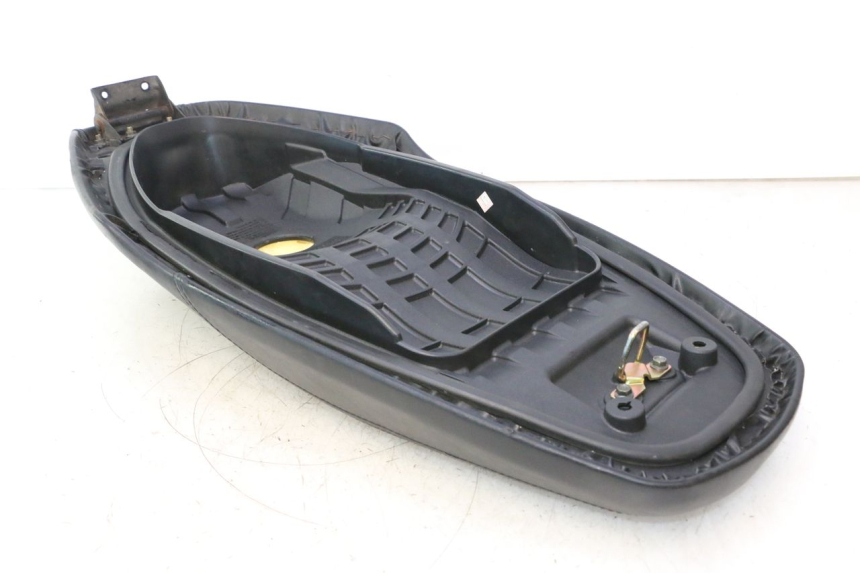 photo de SELLA SYM ORBIT III 3 4T 50 (2021 - 2025) - Marcature e riferimenti originali