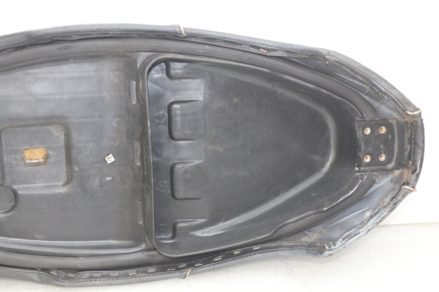 photo de SELLE TNT MOTOR OTTO 2T 50 (2012 - 2018) - Dettagli dei punti di fissaggio