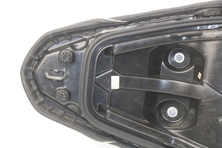 photo de SELLE HONDA PCX (JF47) 125 (2012 - 2013) - Caratteristiche distintive