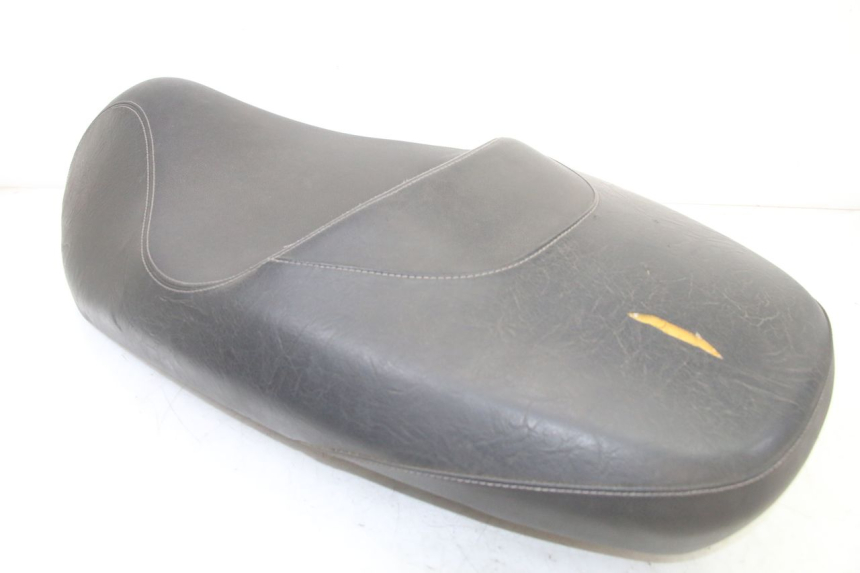 photo de SELLE PEUGEOT CITYSTAR 125 (2011 - 2017) - Dettagli dei punti di fissaggio