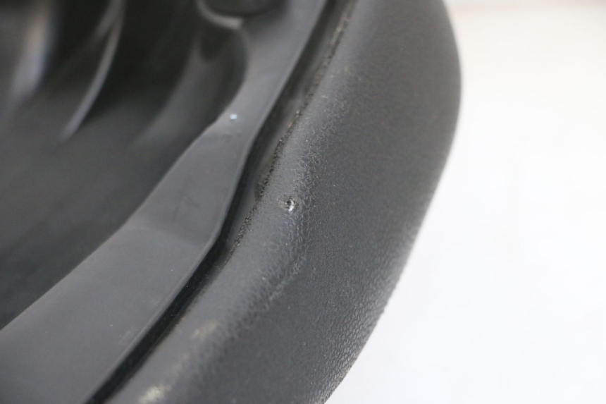 photo de SELLE PEUGEOT CITYSTAR 2T 50 (2018 - 2021) - Stato della superficie e materiale