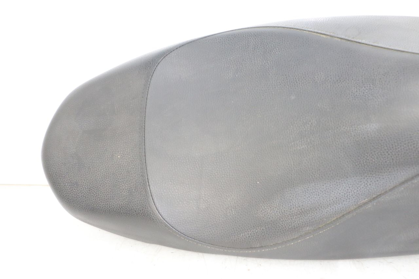 photo de SELLE PEUGEOT KISBEE 4T 50 (2018 - 2022) - Foto prodotto supplementare