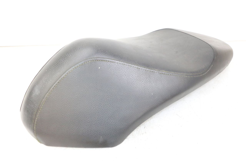 photo de SELLE PEUGEOT KISBEE 4T 50 (2018 - 2022) - Zoom sullo stato d'uso