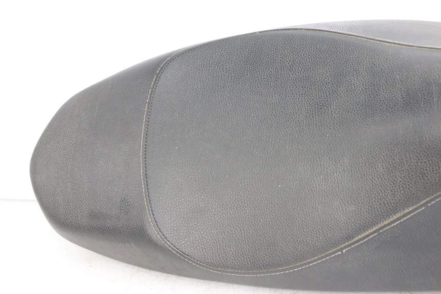 photo de SELLE PEUGEOT KISBEE 4T 50 (2018 - 2022) - Focus sulla struttura