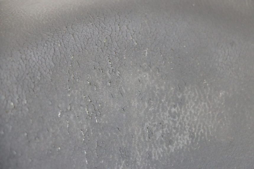 photo de SELLE PEUGEOT LUDIX 50 (2008 - 2017) - Zoom sullo stato d'uso