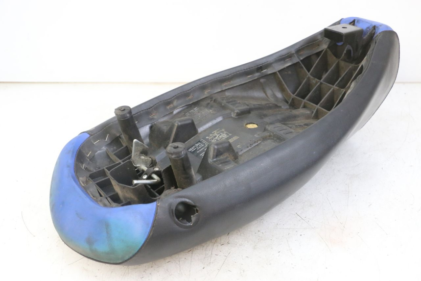 photo de SELLA PEUGEOT LUDIX ONE 50 (2005 - 2008) - Primo piano tecnico